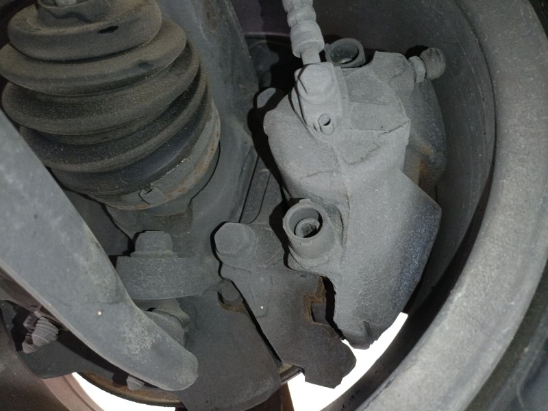Recambio de pinza freno delantera izquierda para skoda rapid (nh3, nk3, nk6) 1.6 tdi referencia OEM IAM   