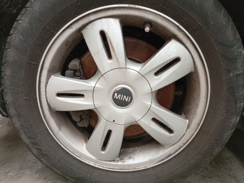 Recambio de llanta sin neumatico para mini mini descapotable (r52) cooper referencia OEM IAM 15 PULGADAS  