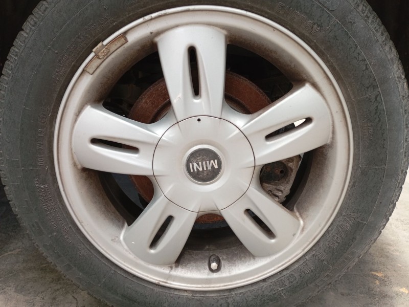 Recambio de llanta sin neumatico para mini mini descapotable (r52) cooper referencia OEM IAM 15 PULGADAS  