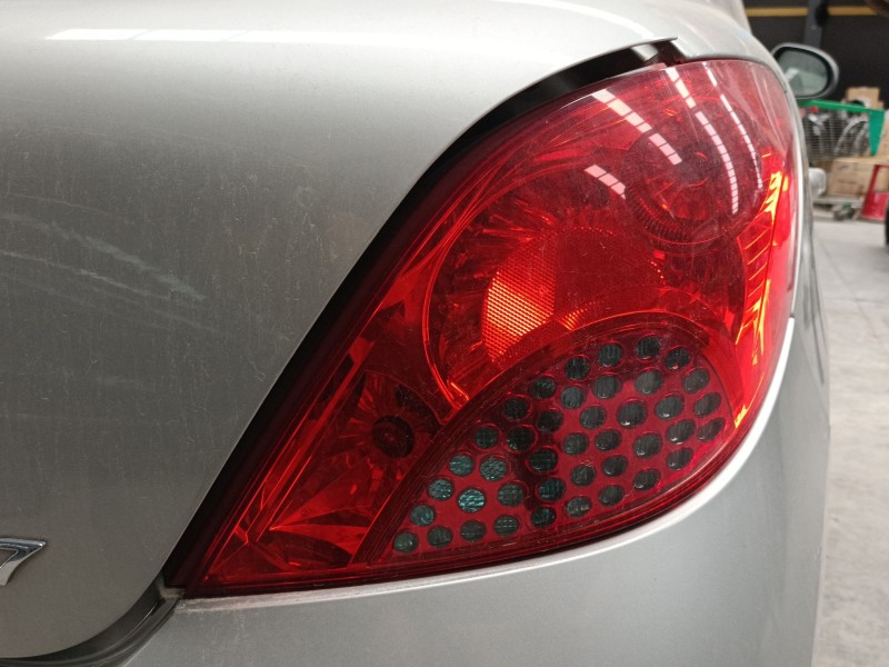 Recambio de piloto trasero derecho para peugeot 207/207+ (wa_, wc_) 1.6 hdi referencia OEM IAM   