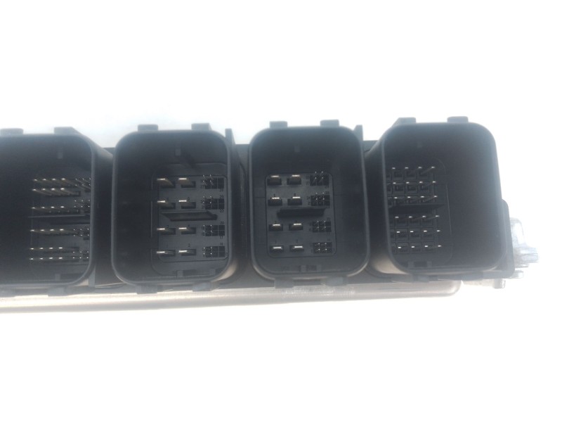 Recambio de centralita motor uce para bmw 3 (g20, g80, g28) 318 d mild-hybrid referencia OEM IAM 5A9D2C601 0281040218 