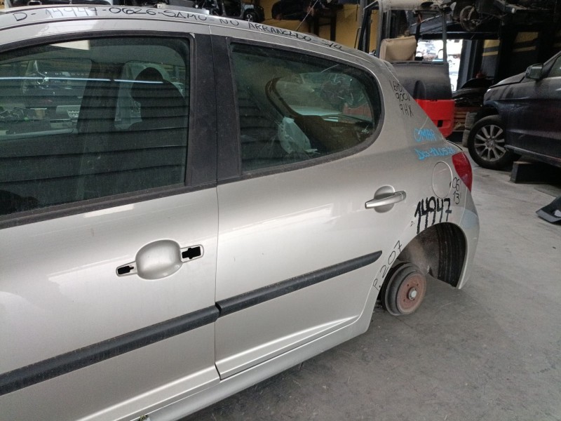 Recambio de puerta trasera izquierda para peugeot 207/207+ (wa_, wc_) 1.6 hdi referencia OEM IAM   