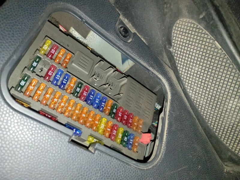Recambio de caja reles / fusibles para mini mini descapotable (r52) cooper referencia OEM IAM   