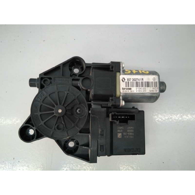 Recambio de motor elevalunas delantero derecho para renault scenic iii expression referencia OEM IAM 807302741R 915943200 