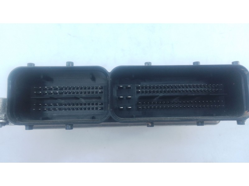 Recambio de centralita motor uce para audi a1 sportback (gba) 30 tfsi referencia OEM IAM 05C907394D 42022454 