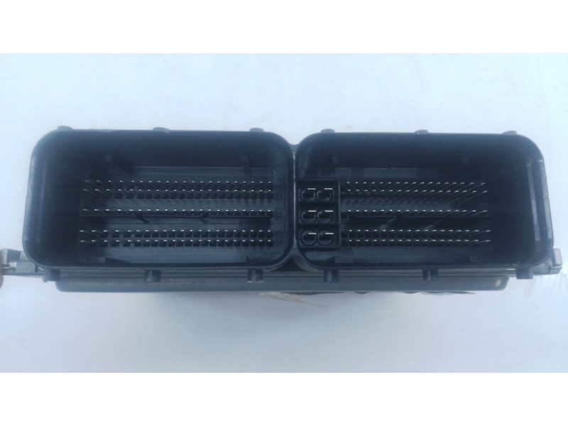 Recambio de centralita motor uce para audi q3 sportback (f3n) 45 tfsi quattro referencia OEM IAM 06K907425M  