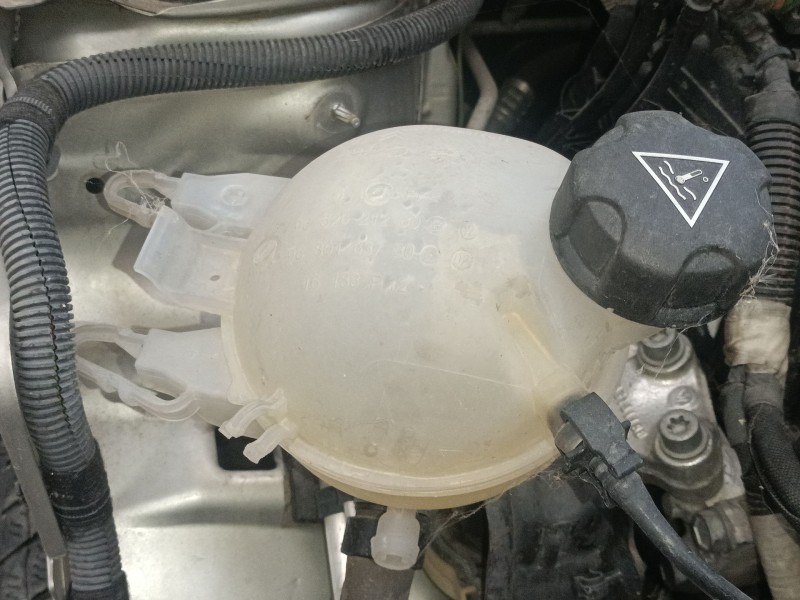 Recambio de deposito expansion para peugeot 207/207+ (wa_, wc_) 1.6 hdi referencia OEM IAM   