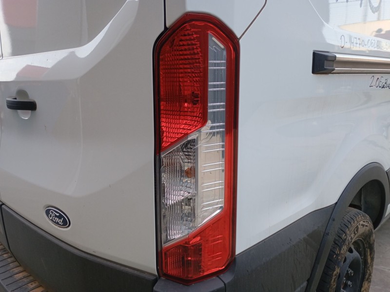 Recambio de piloto trasero derecho para ford transit v363 autobús (fad, fbd) 2.0 ecoblue referencia OEM IAM   