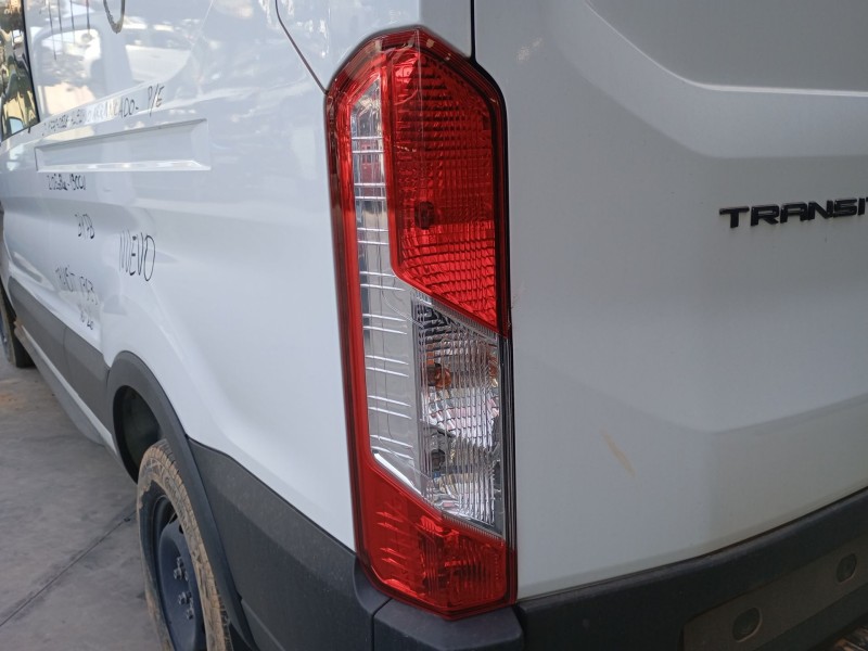 Recambio de piloto trasero izquierdo para ford transit v363 autobús (fad, fbd) 2.0 ecoblue referencia OEM IAM   