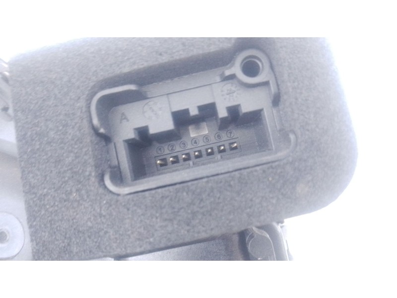 Recambio de cerradura puerta delantera derecha para volkswagen tiguan (ad1, ax1) 2.0 tdi referencia OEM IAM 5TB837016E  