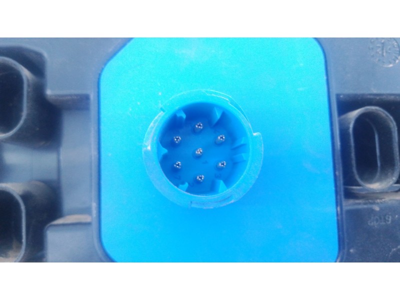 Recambio de piloto trasero izquierdo para volkswagen crafter caja/chasis (sz_) 2.0 tdi rwd referencia OEM IAM   
