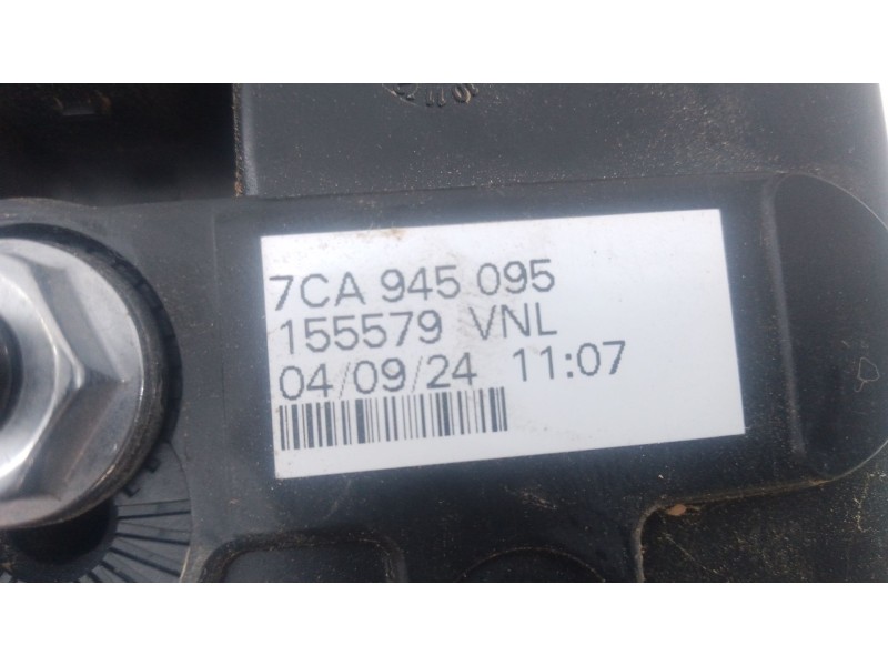 Recambio de piloto trasero izquierdo para volkswagen crafter caja/chasis (sz_) 2.0 tdi rwd referencia OEM IAM   
