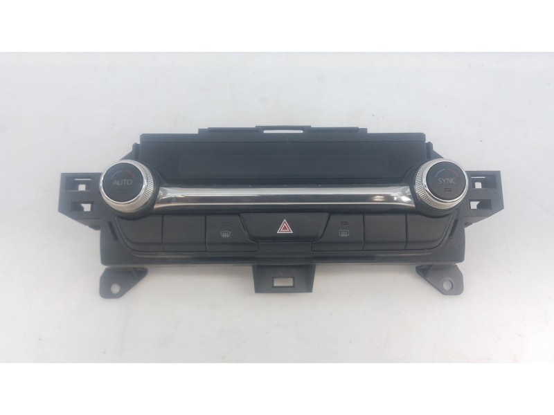Recambio de mando climatizador para mazda cx-30 selection 2wd referencia OEM IAM   