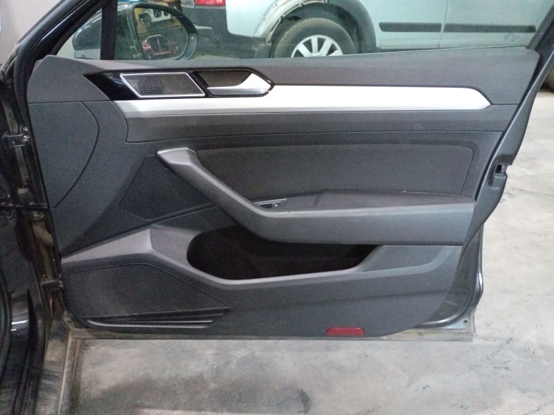 Recambio de guarnecido puerta delantera derecha para volkswagen passat b8 (3g2, cb2) 2.0 tdi referencia OEM IAM   