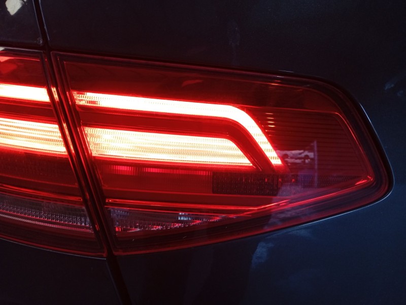 Recambio de piloto trasero izquierdo porton para volkswagen passat b8 (3g2, cb2) 2.0 tdi referencia OEM IAM   