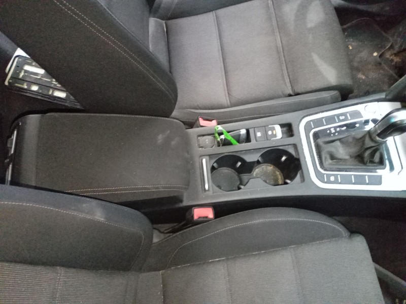Recambio de consola central para volkswagen passat b8 (3g2, cb2) 2.0 tdi referencia OEM IAM   