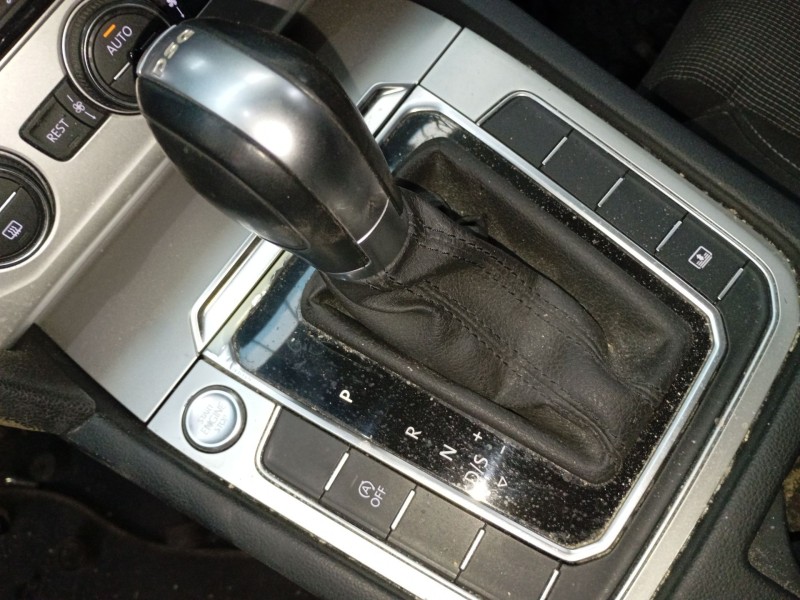 Recambio de palanca cambio para volkswagen passat b8 (3g2, cb2) 2.0 tdi referencia OEM IAM   