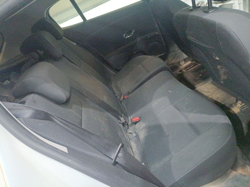 renault megane iii hatchback (bz0/1_, b3_) del año 2014