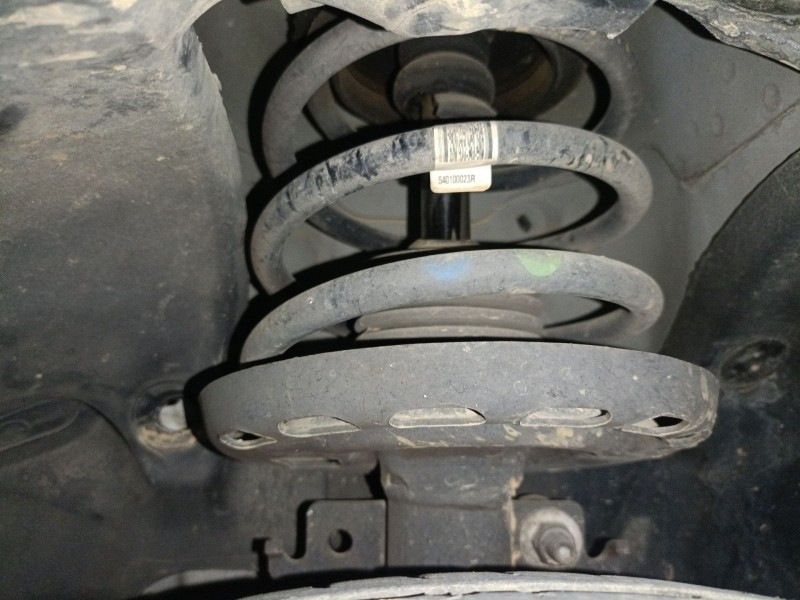 Recambio de amortiguador delantero izquierdo para renault megane iii hatchback (bz0/1_, b3_) 1.2 tce (bz2b, bz11) referencia OEM