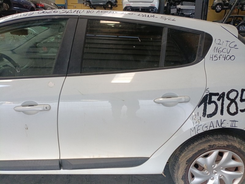 Recambio de puerta trasera izquierda para renault megane iii hatchback (bz0/1_, b3_) 1.2 tce (bz2b, bz11) referencia OEM IAM   