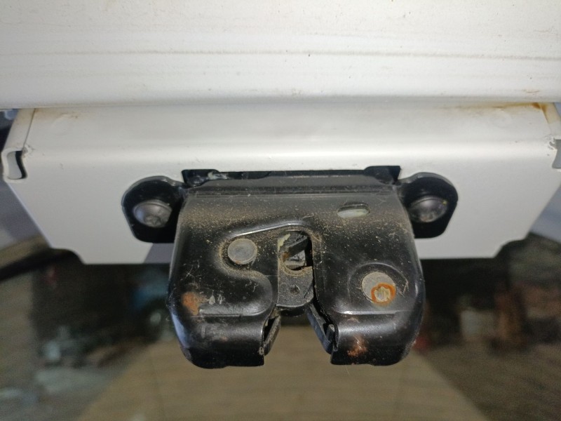 Recambio de cerradura maletero / porton para renault megane iii hatchback (bz0/1_, b3_) 1.2 tce (bz2b, bz11) referencia OEM IAM 