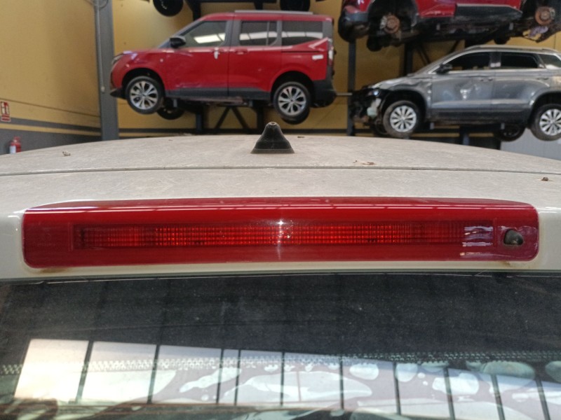 Recambio de luz central de freno para renault megane iii hatchback (bz0/1_, b3_) 1.2 tce (bz2b, bz11) referencia OEM IAM   
