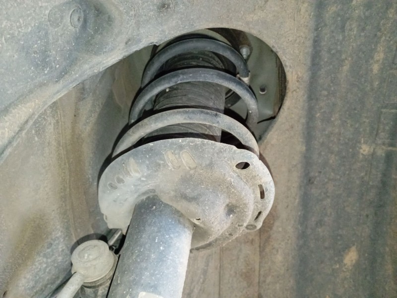 Recambio de amortiguador delantero izquierdo para volkswagen passat b8 (3g2, cb2) 2.0 tdi referencia OEM IAM   