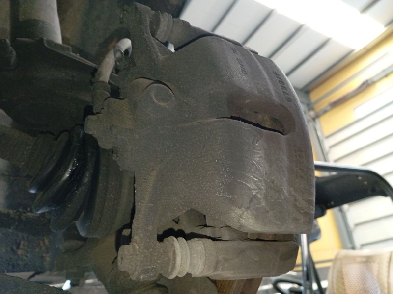 Recambio de pinza freno delantera izquierda para volkswagen passat b8 (3g2, cb2) 2.0 tdi referencia OEM IAM   