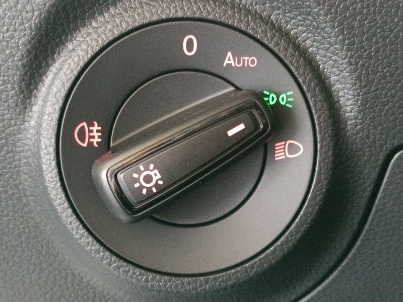 Recambio de mando luces para seat ibiza v (kj1, kjg) 1.0 mpi referencia OEM IAM   