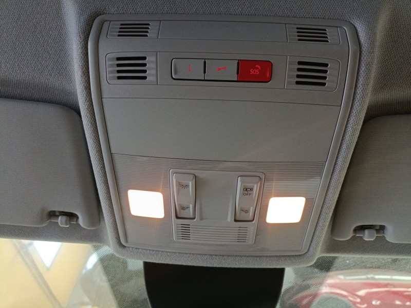 Recambio de luz interior para seat ibiza v (kj1, kjg) 1.0 mpi referencia OEM IAM   