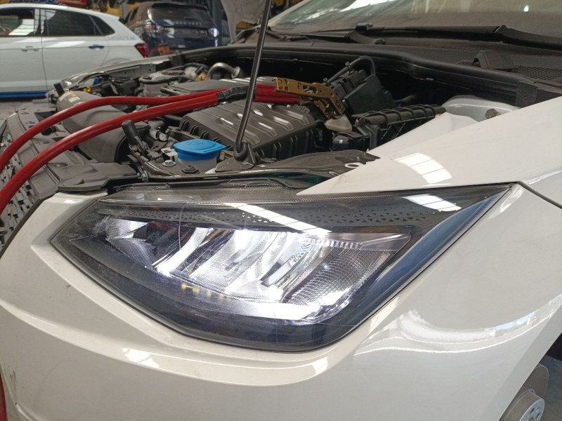 Recambio de faro izquierdo xenon para seat ibiza v (kj1, kjg) 1.0 mpi referencia OEM IAM 6F1941005F  