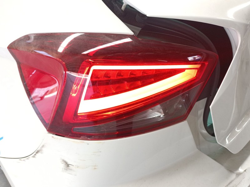 Recambio de piloto trasero izquierdo para seat ibiza v (kj1, kjg) 1.0 mpi referencia OEM IAM   