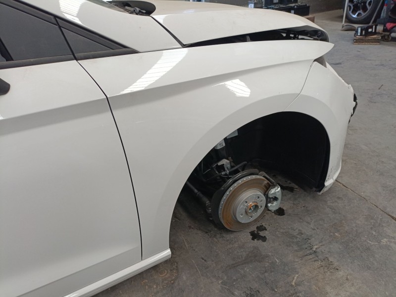 Recambio de aleta delantera derecha para seat ibiza v (kj1, kjg) 1.0 mpi referencia OEM IAM   