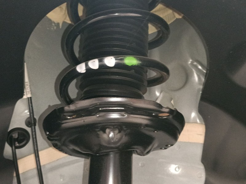Recambio de amortiguador delantero derecho para seat ibiza v (kj1, kjg) 1.0 mpi referencia OEM IAM   