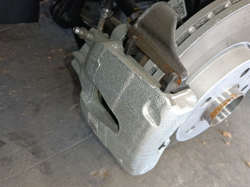 Recambio de pinza freno delantera izquierda para seat ibiza v (kj1, kjg) 1.0 mpi referencia OEM IAM   