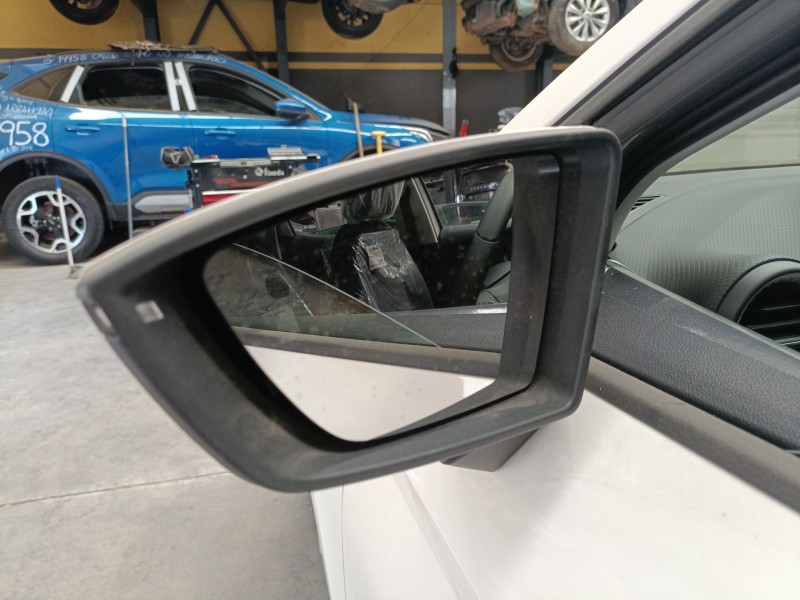 Recambio de retrovisor izquierdo electrico para seat ibiza v (kj1, kjg) 1.0 mpi referencia OEM IAM   