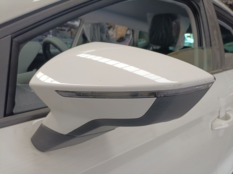 Recambio de retrovisor izquierdo electrico para seat ibiza v (kj1, kjg) 1.0 mpi referencia OEM IAM   