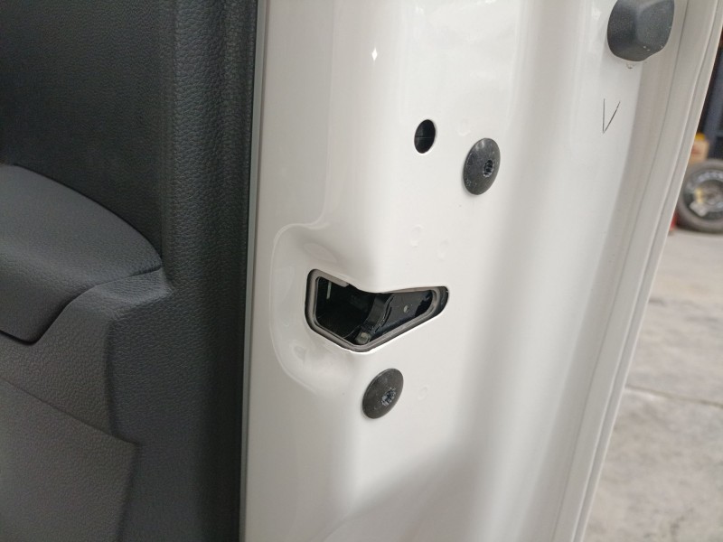 Recambio de cerradura puerta delantera derecha para seat ibiza v (kj1, kjg) 1.0 mpi referencia OEM IAM   
