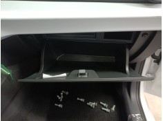 Recambio de guantera para seat ibiza v (kj1, kjg) 1.0 mpi referencia OEM IAM    2