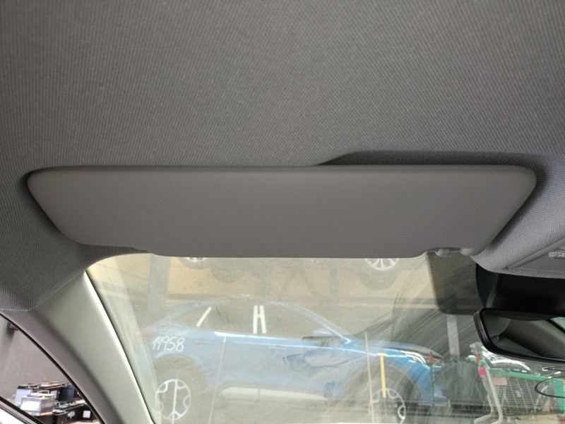 Recambio de parasol izquierdo para seat ibiza v (kj1, kjg) 1.0 mpi referencia OEM IAM   