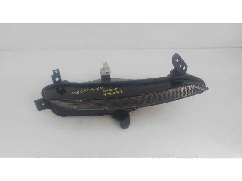 Recambio de piloto delantero izquierdo para renault megane iv sedán 1.5 blue dci 115 (lva6) referencia OEM IAM   