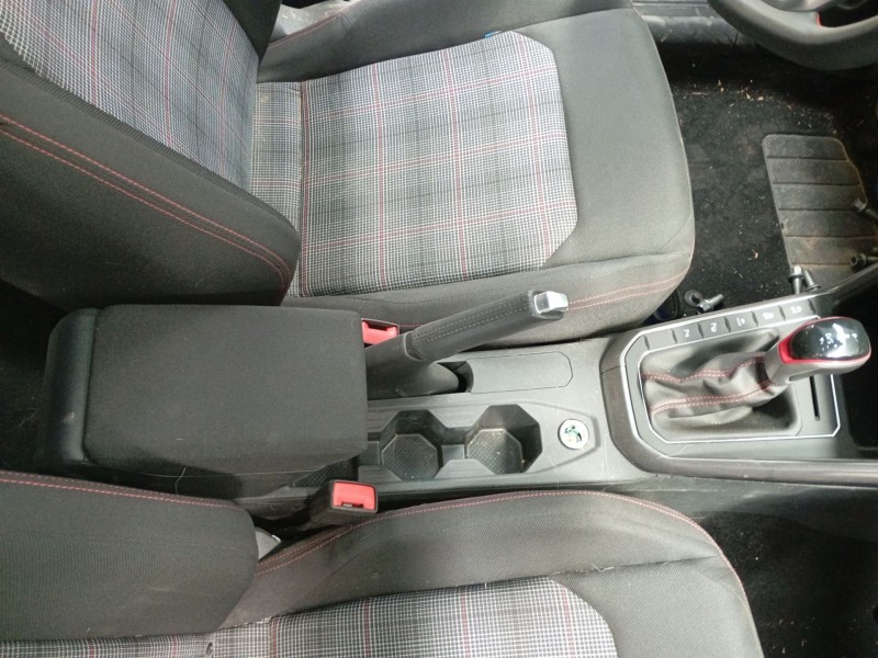 Recambio de consola central para volkswagen polo vi (aw1, bz1, ae1) gti referencia OEM IAM   