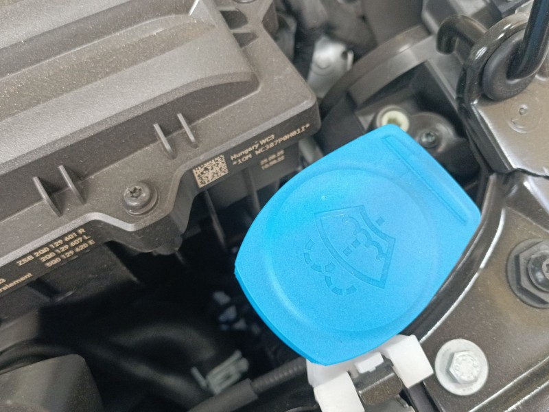 Recambio de deposito limpia para seat ibiza v (kj1, kjg) 1.0 mpi referencia OEM IAM   