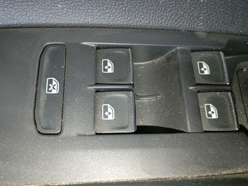 Recambio de mando elevalunas delantero izquierdo para volkswagen polo vi (aw1, bz1, ae1) gti referencia OEM IAM   
