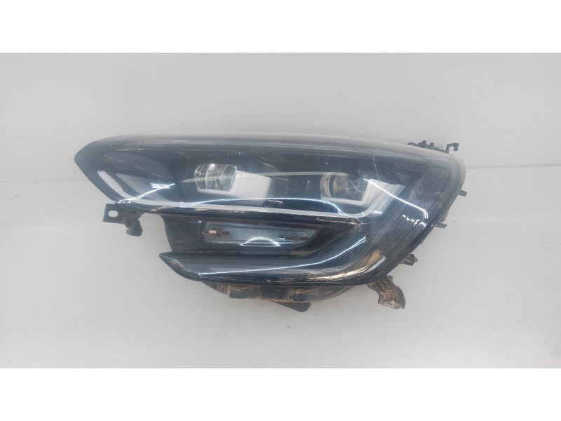 Recambio de faro izquierdo xenon para renault megane iv hatchback (b9a/m/n_) 1.5 dci 110 (b9a3) referencia OEM IAM   