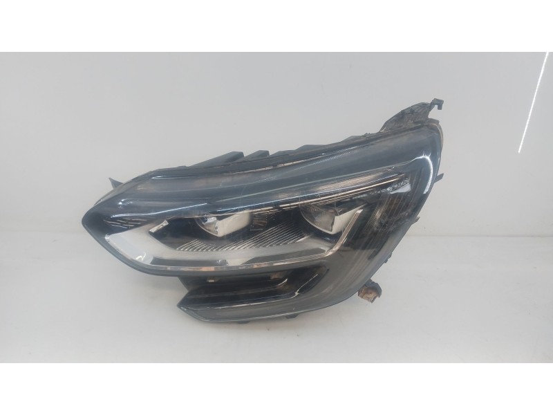Recambio de faro izquierdo xenon para renault megane iv hatchback (b9a/m/n_) 1.5 dci 110 (b9a3) referencia OEM IAM   