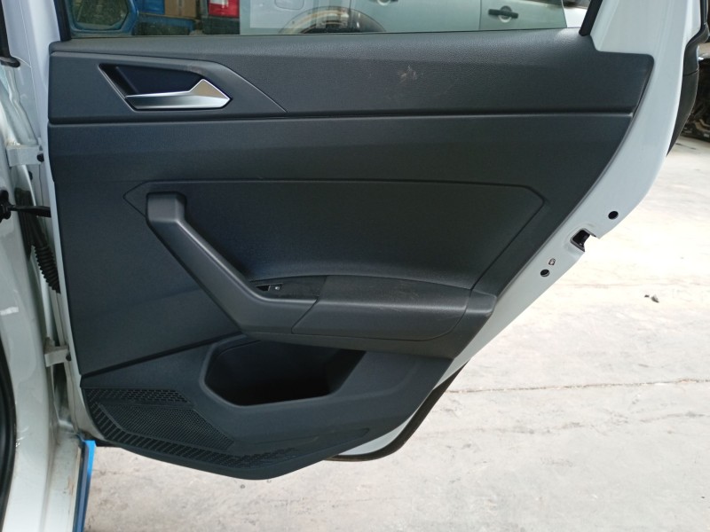Recambio de guarnecido puerta trasera derecha para volkswagen polo vi (aw1, bz1, ae1) gti referencia OEM IAM   