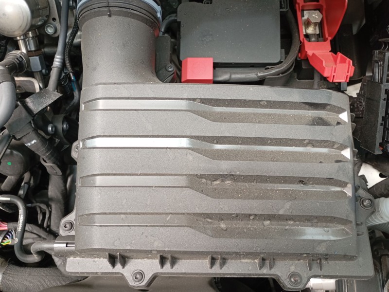 Recambio de filtro aire para volkswagen polo vi (aw1, bz1, ae1) gti referencia OEM IAM   