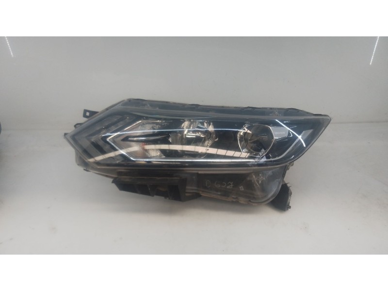 Recambio de faro izquierdo para nissan qashqai (j11) acenta referencia OEM IAM   