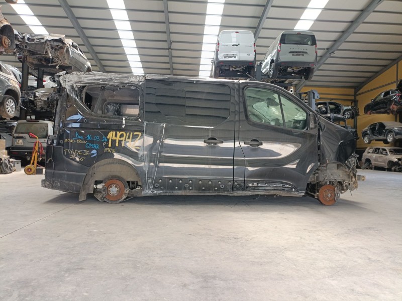 renault trafic iii autobús (jg_) del año 2024